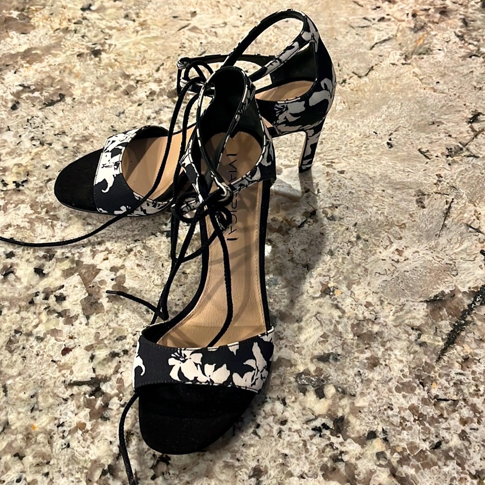 Via Spiga 2.5” heels